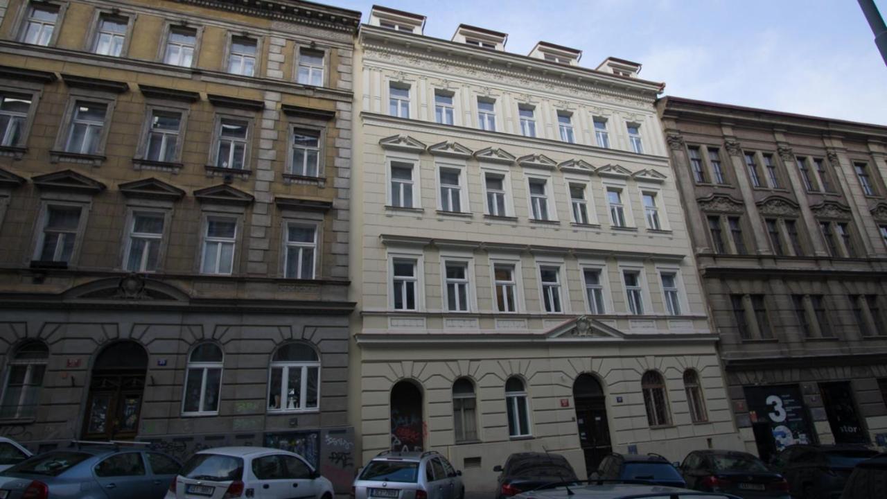 Apartment Continents Nearby Main Train And Bus Station Прага Экстерьер фото